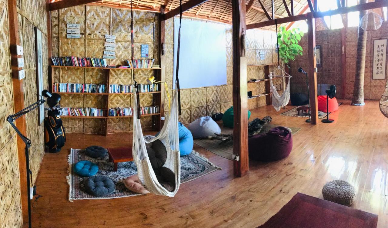 bahay-panuluyan Nautilus & Hammocks 4*