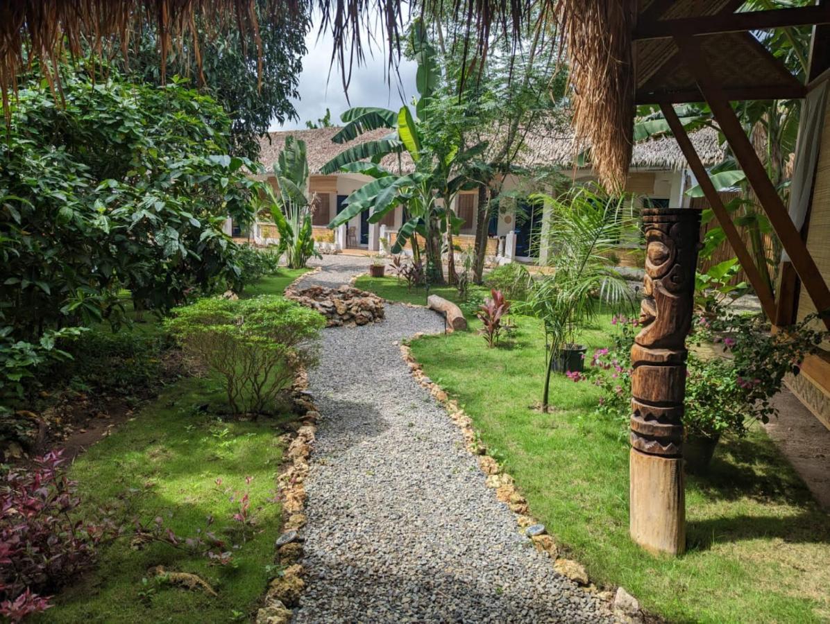 Nautilus & Hammocks 4* Panglao